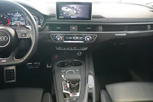 Audi RS4 Avant 2.9 V6 TFSI quattro T-Tronic