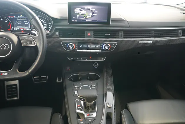 Audi RS4 Avant 2.9 V6 TFSI quattro T-Tronic