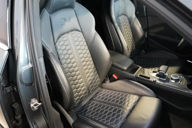Audi RS4 Avant 2.9 V6 TFSI quattro T-Tronic