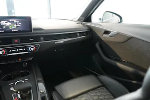 Audi RS4 Avant 2.9 V6 TFSI quattro T-Tronic
