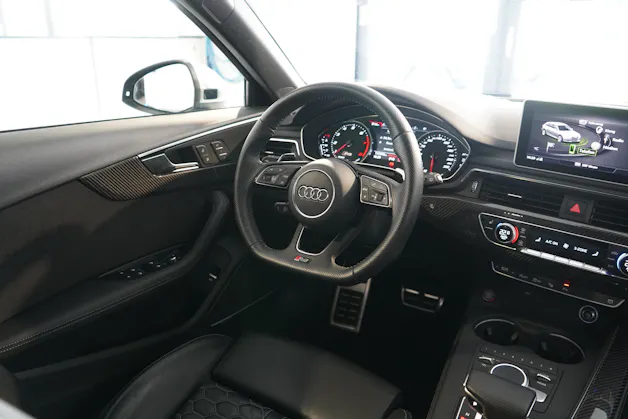 Audi RS4 Avant 2.9 V6 TFSI quattro T-Tronic