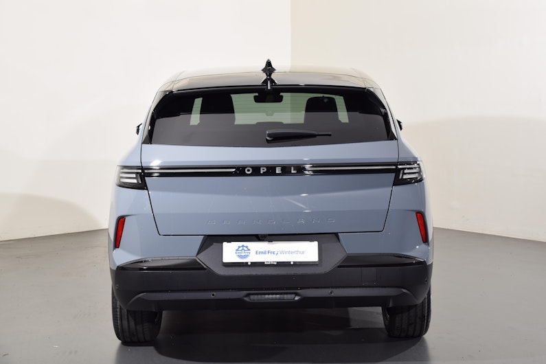 Vehicle image OPEL GRANDLAND