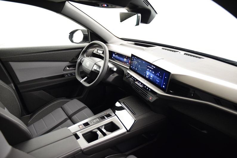 Vehicle image OPEL GRANDLAND