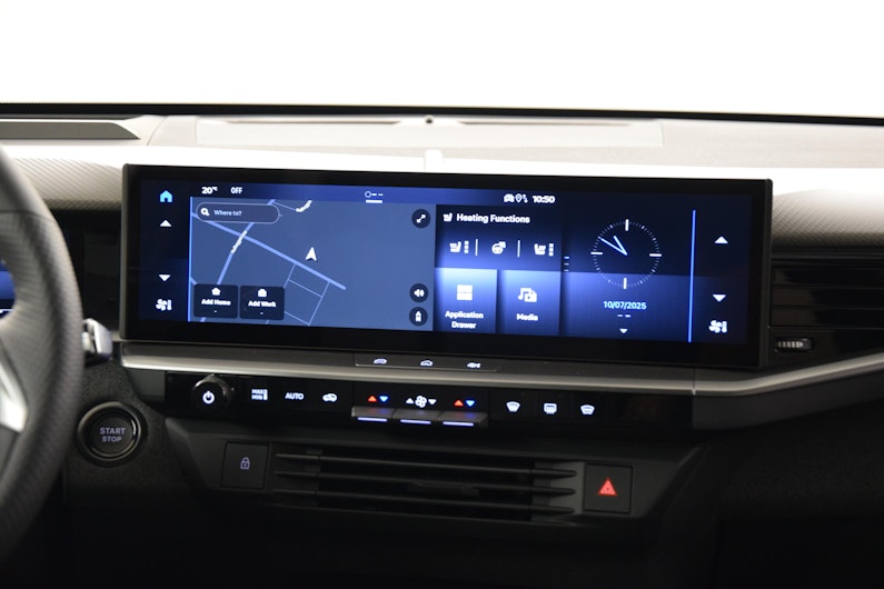 Vehicle image OPEL GRANDLAND