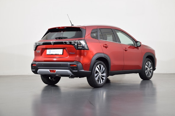 Vehicle image 5