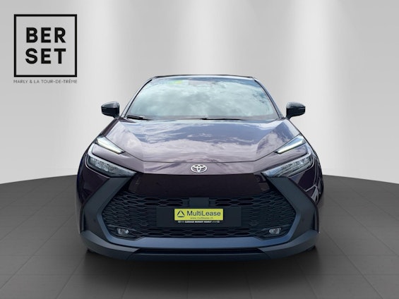 Vehicle image 3