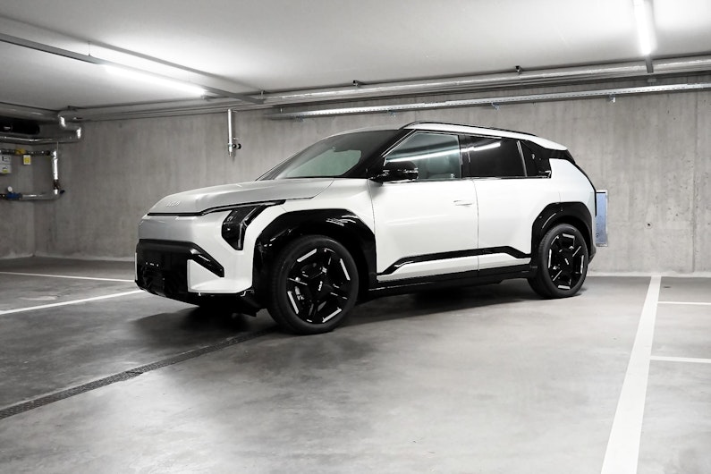 Vehicle image KIA EV3