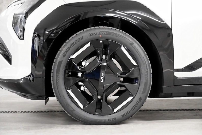 Vehicle image KIA EV3