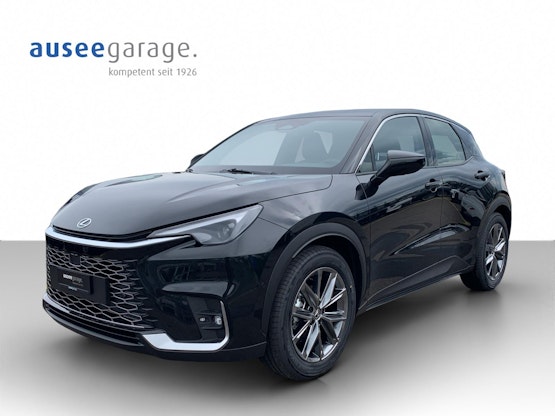 First vehicle image