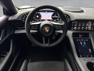 Porsche Taycan Turbo GT mit Weissach-Paket