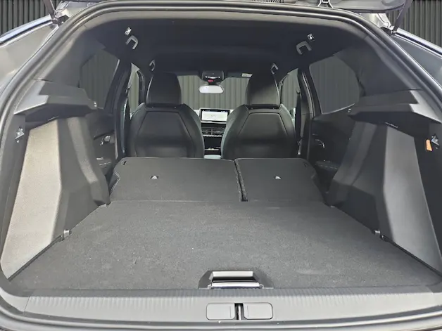 Peugeot 2008 1.2 145PS GT Hybrid
