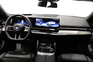 BMW 520d xDrive Touring