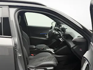 Peugeot 2008 1.2 Hybrid GT