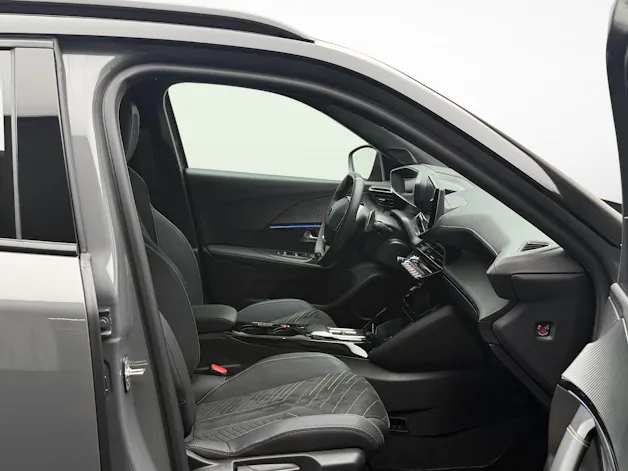 Peugeot 2008 1.2 Hybrid GT