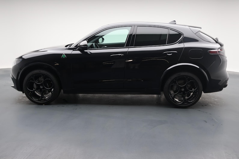 Vehicle image ALFA ROMEO STELVIO