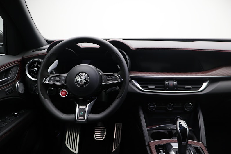 Vehicle image ALFA ROMEO STELVIO