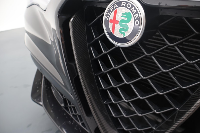 Vehicle image ALFA ROMEO STELVIO