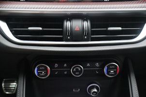 Vehicle image ALFA ROMEO Stelvio 2.9 V6 Biturbo Q4 Quadrifogl. Super Sport Pack Sky