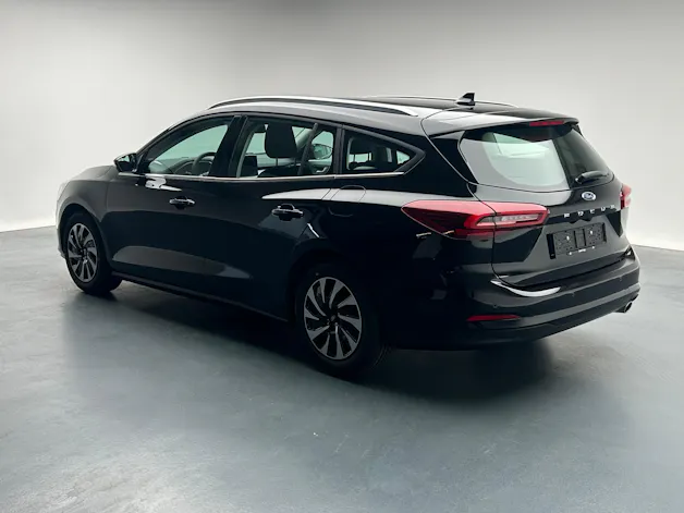 Ford Focus Station Wagon 1.0i EcoB Hybrid 155 Titanium