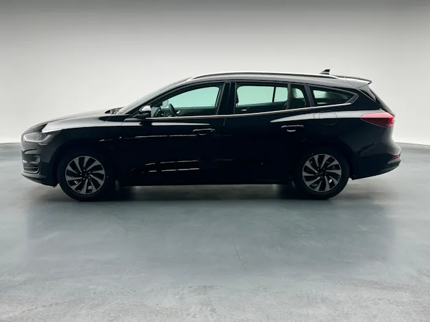 Ford Focus Station Wagon 1.0i EcoB Hybrid 155 Titanium