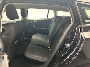 Vehicle image FORD Focus Station Wagon 1.0i EcoB Hybrid 155 Titanium