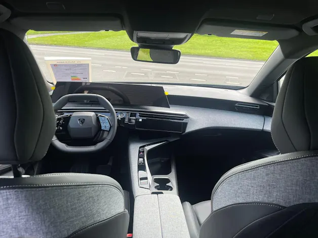 Peugeot 5008 1.2 Hybrid Allure Premium
