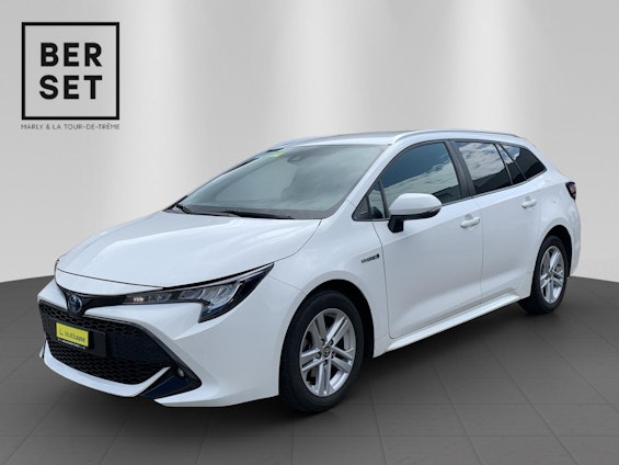 First vehicle image