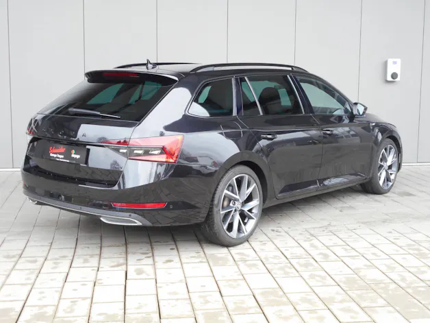 Škoda Superb Combi 2.0 TDI 200 SportLine 4x4 DSG