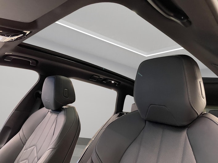 Vehicle image BMW 5 SERIES