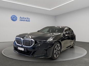 Vehicle image BMW 520d xDrive Touring