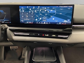 Vehicle image BMW 520d xDrive Touring