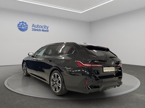 Vehicle image BMW 520d xDrive Touring