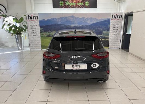 Vehicle image 3 Vehicle image 3