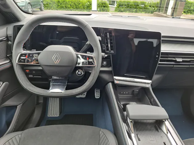 Renault RAFALE HYBRID E-TECH Atelier Alpine hyper hybrid E-Tech 4x4 300PS plug-in