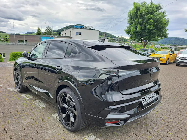 Renault RAFALE HYBRID E-TECH Atelier Alpine hyper hybrid E-Tech 4x4 300PS plug-in