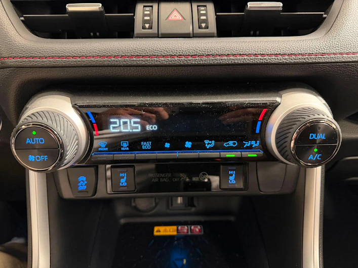image du véhicule TOYOTA RAV-4