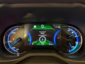 https://vehicle.imgix.net/3906409/6307ab2f-e9a1-4259-abea-1f34c82c73df.jpeg