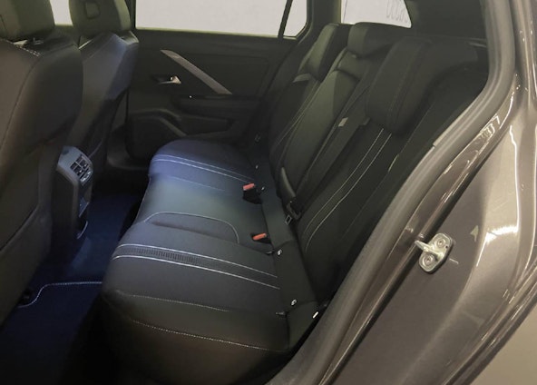 Vehicle image 10 Vehicle image 10