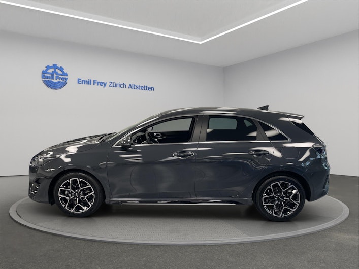 Vehicle image KIA CEED