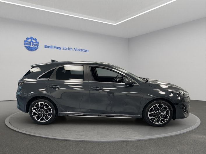 Vehicle image KIA CEED