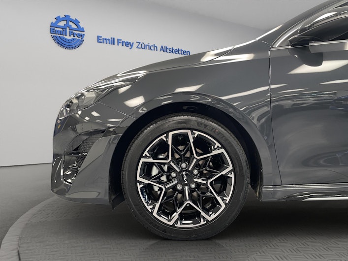 Vehicle image KIA CEED