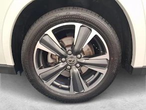 https://vehicle.imgix.net/3906529/5e2b319b-1b8a-4132-9927-3e54406ed372.jpg