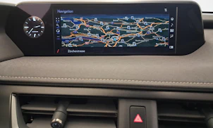 Fahrzeugbild LEXUS UX 250h Excellence