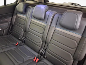 https://vehicle.imgix.net/3906534/3a69ca1b-7bb1-473b-bc2e-cce0f251e07a.jpg