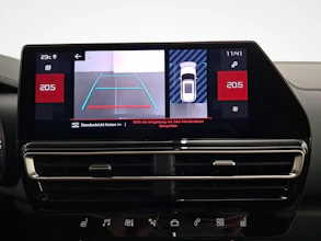 https://vehicle.imgix.net/3906534/c0743448-594c-4eca-8324-de2e1c99e4b8.jpg