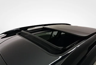 https://vehicle.imgix.net/3906534/db3a85b4-838b-4c98-abd8-12d71dd47657.jpg