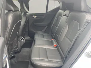 Volvo XC40 2.0 B4 MH Plus Dark