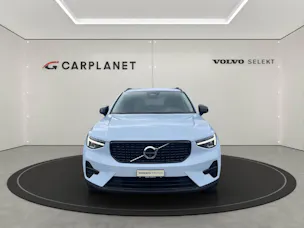 Volvo XC40 2.0 B4 MH Plus Dark