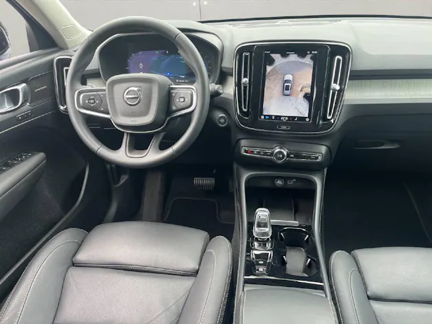 Volvo XC40 2.0 B4 MH Plus Dark
