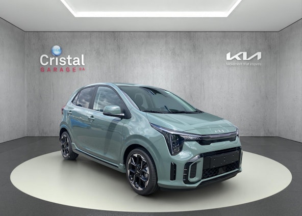 First vehicle image First vehicle image